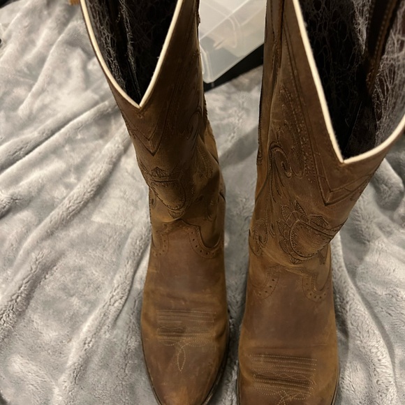 Ariat Brown Women’s Cowboy Boots - Picture 7 of 7